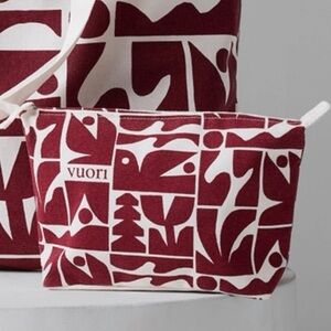 NWT VUORI Holiday 2025 Pouch Strawberry